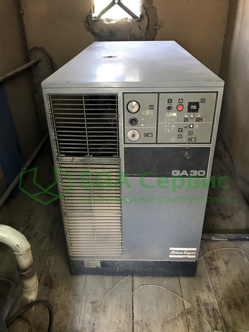 osmotr_vintovogo_kompressora_atlas_copco_ga30_01